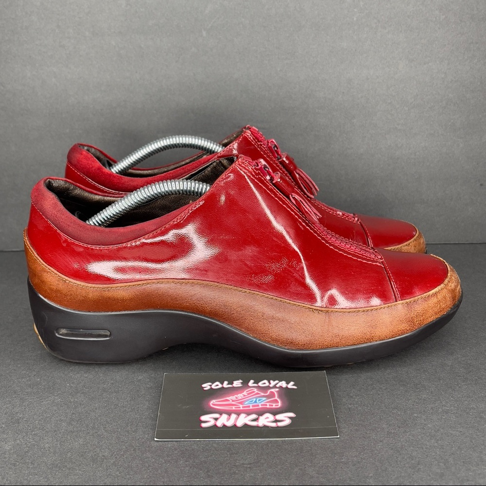 Cole Haan Women Boot Air Luna Size8 B Red Patent Leather Waterproof Rain Shoes.‎
